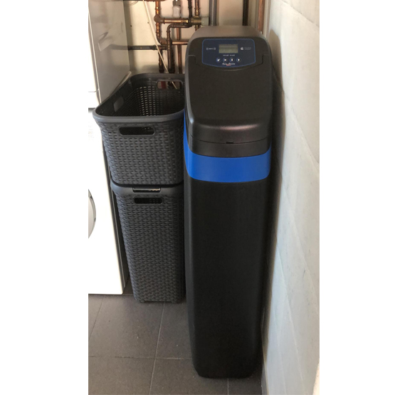 Installation adoucisseur d eau SmartFlow 250 bleu/noir